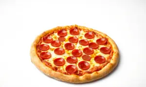 Ile kalorii ma pizza 42 cm? Zaskakujące różnice w kaloryczności