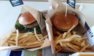 Ile kosztują burgery Maestro w McDonald's? Ceny i zestawy, które zaskakują