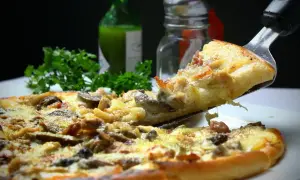Jak idealnie upiec pizzę Guseppe 4 sery - czas i temperatura pieczenia