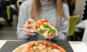 Czy cukrzyk może jeść pizzę? Sprawdź, jak to zrobić bez ryzyka