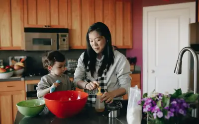 Kitchen helper – co to jest i jak inspiruje dzieci do gotowania?