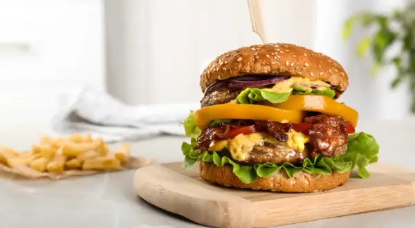 Jakie mięso do burgera? Odkryj najlepsze opcje na pyszne burgery
