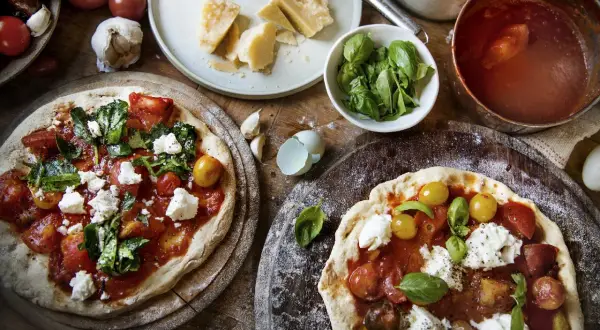 Ile kalorii mają 2 kawałki pizzy? Zaskakujące fakty o kaloriach