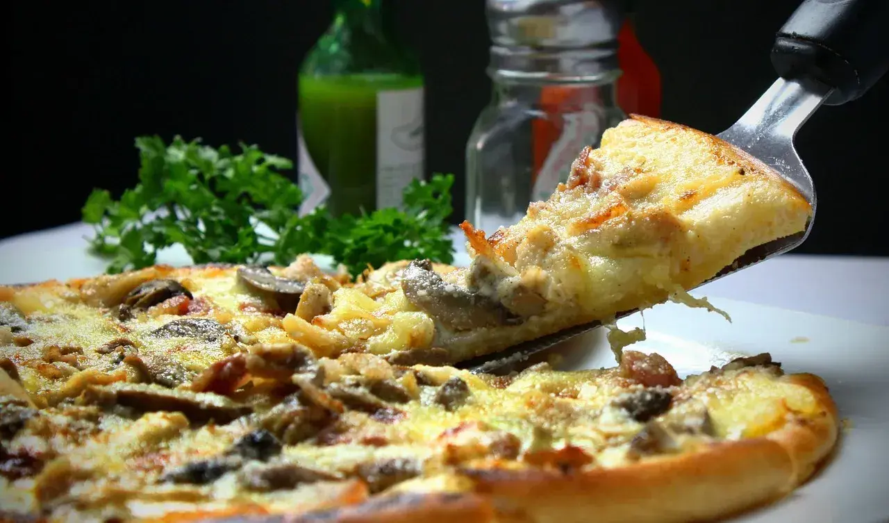 Jak idealnie upiec pizzę Guseppe 4 sery - czas i temperatura pieczenia